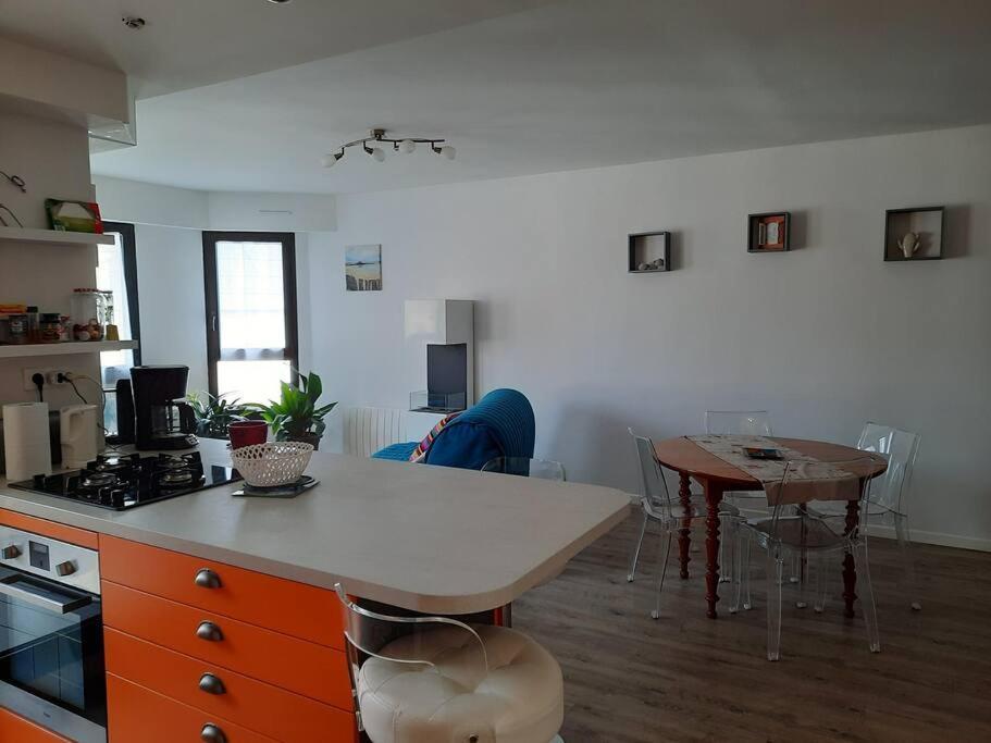 10 Mins Intra Muros Apartment *